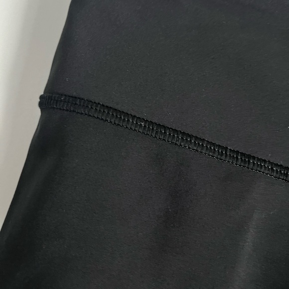 LULU LEMON | Shorts - Picture 6 of 8